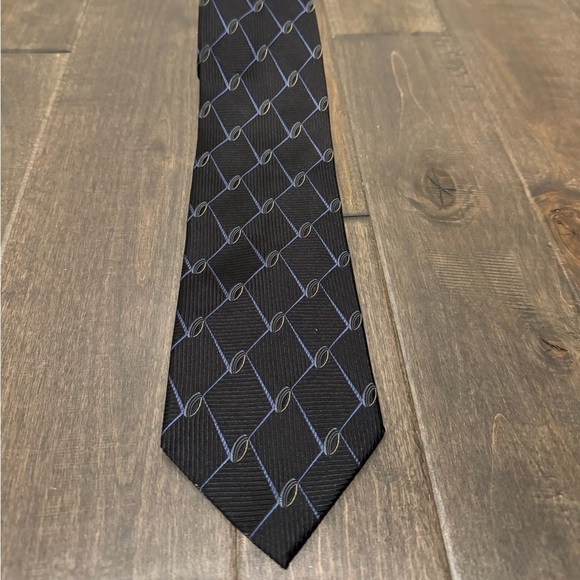 Other - J.Z.Richards Black 100% Silk Tie Hand Made In America Cool Pattern Dapper Formal